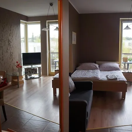 アパート Zacisze Lesne シフィノウイシチェ