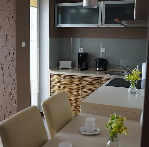 Zacisze Lesne シフィノウイシチェ